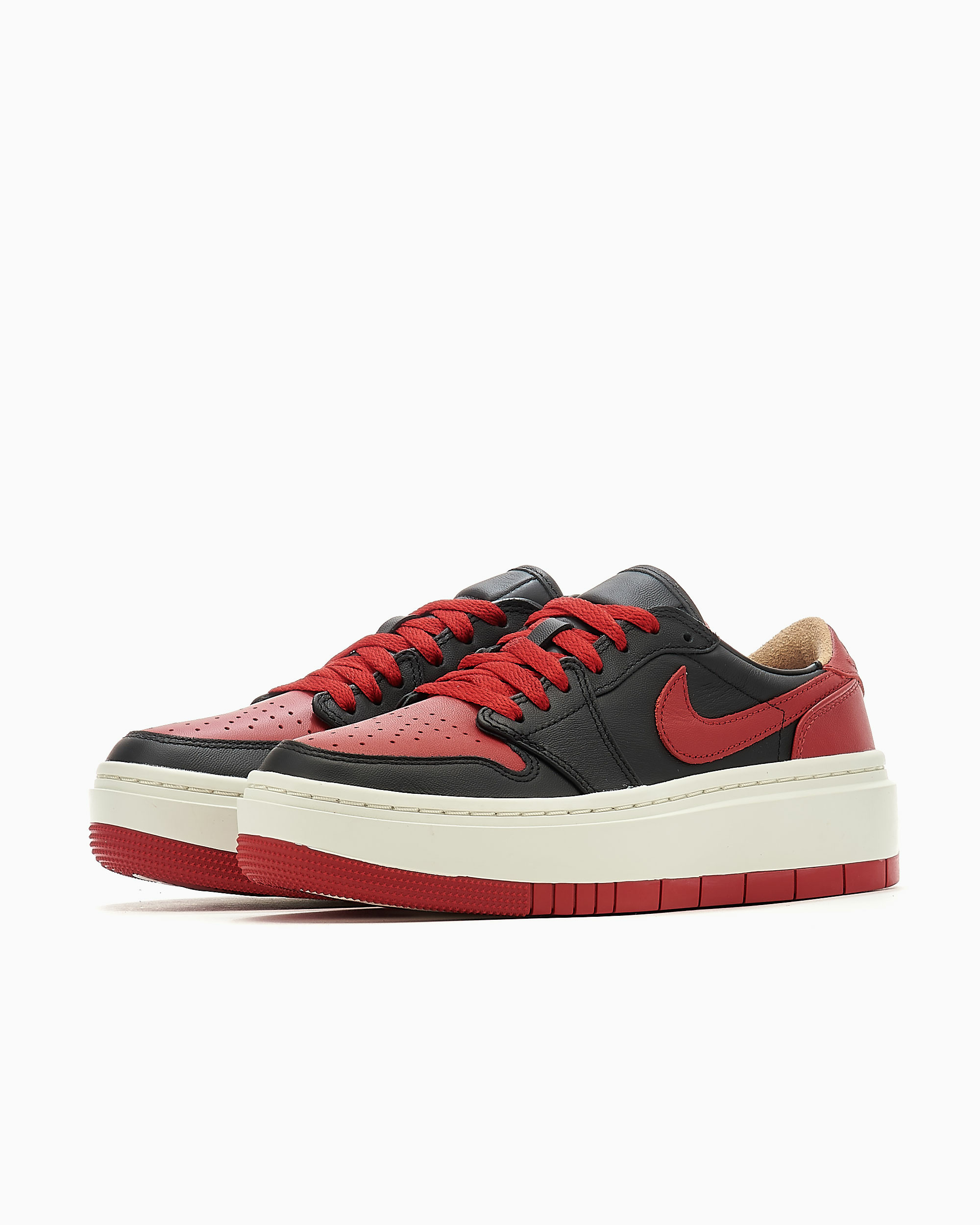 nike jordan low